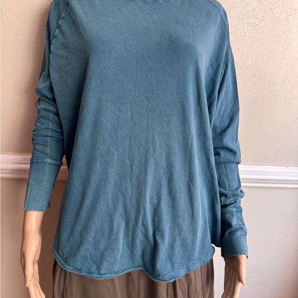 Zella Women's Blue Long Sleeve Top medium nwot - Picture 3 of 4